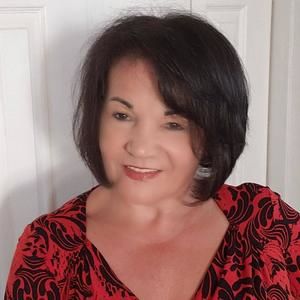 Meet your Posher, Carmen